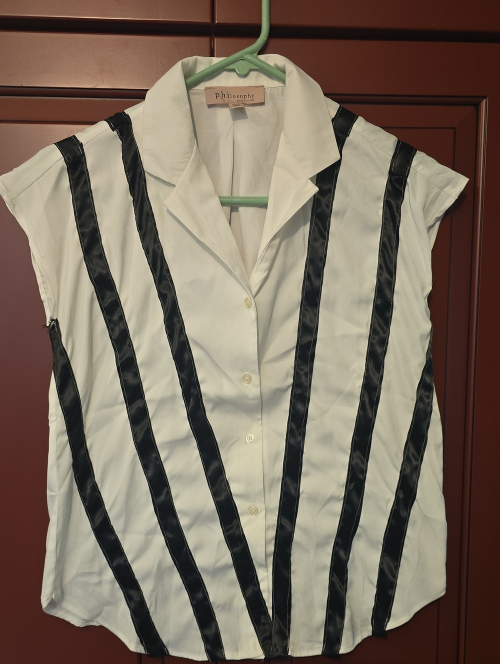Philosophy White Button-Down Sleeveless Top with Black Diagonal Stripes